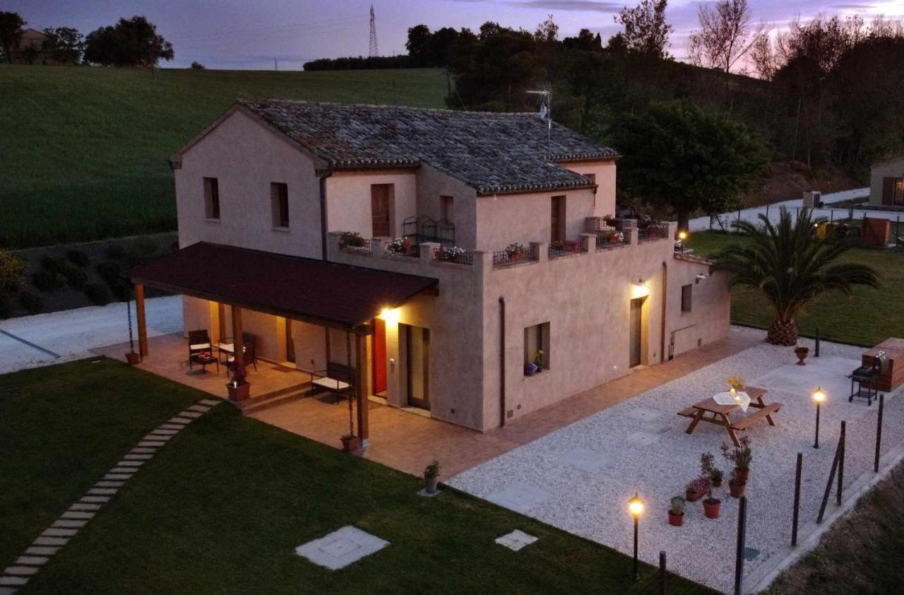 Casa Montefiore 13 Iris Lt Nella Tranquilla Campagna Marchigiana Ancona Kültér fotó