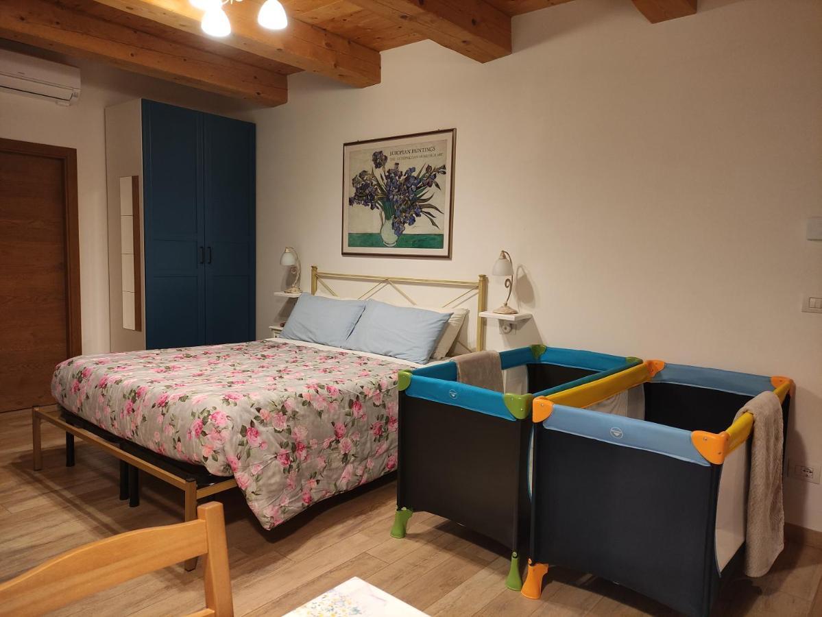 Casa Montefiore 13 Iris Lt Nella Tranquilla Campagna Marchigiana Ancona Kültér fotó